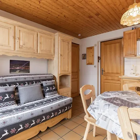 2 Pieces Avec Terrasse Sud, Proche Pistes Et Commerces, Garage, Animaux Acceptes - Fr-1-304-54 * La Clusaz