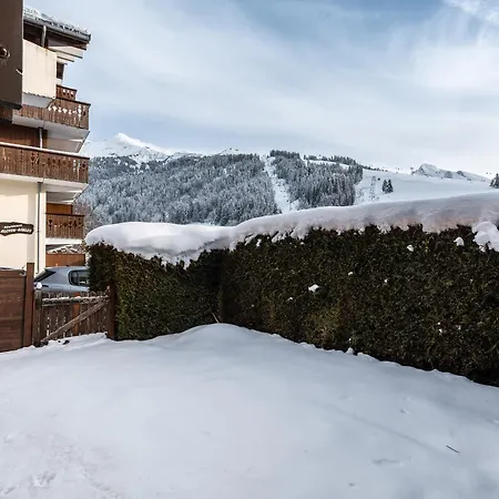 2 Pieces Avec Terrasse Sud, Proche Pistes Et Commerces, Garage, Animaux Acceptes - Fr-1-304-54